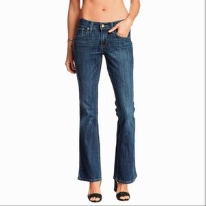 Levi’s 518 Superlow Jeans